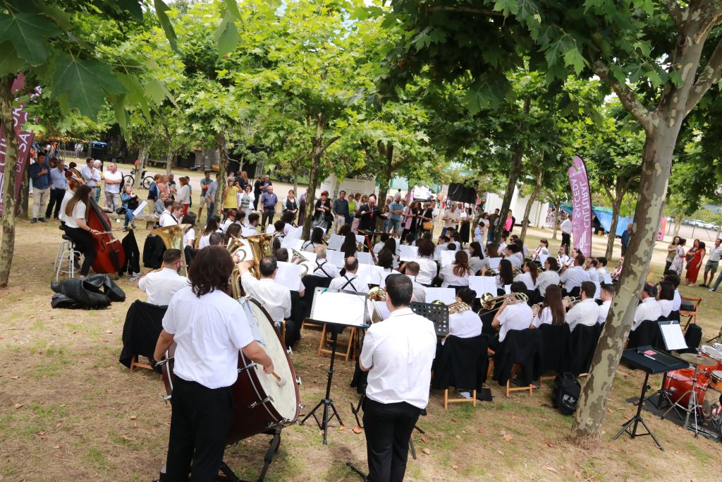 En la Fiesta de la Virgen de la Concepción, la banda llevará la música a las calles de Salceda con una actuación que realzará las festividades de la comunidad.