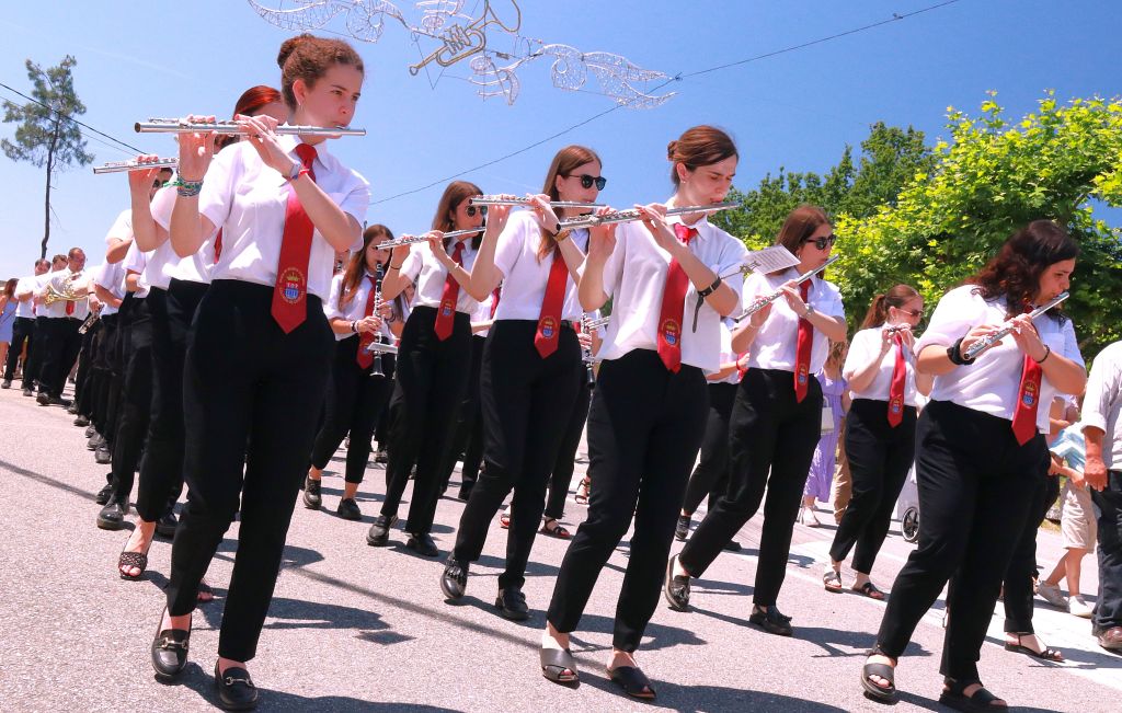 La Banda de Música Cultural de Salceda participará en la Festa do Cristo en Coia, Vigo. Un evento lleno de tradiciones, música y espiritualidad, que celebra la devoción popular.